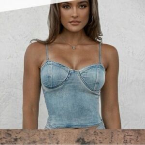 J lux label denim top